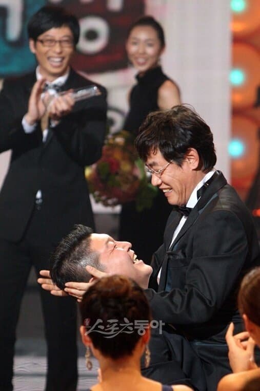 싱글벙글참수.jpeg